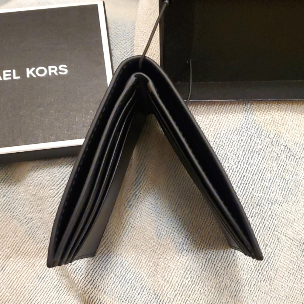 Michael Kors Men Slim Bi Fold Brown Wallet New